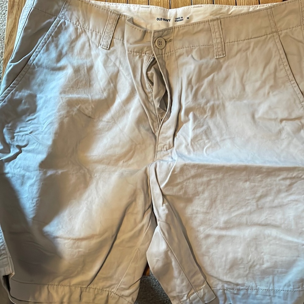 Old navy lived in straight shorts 38